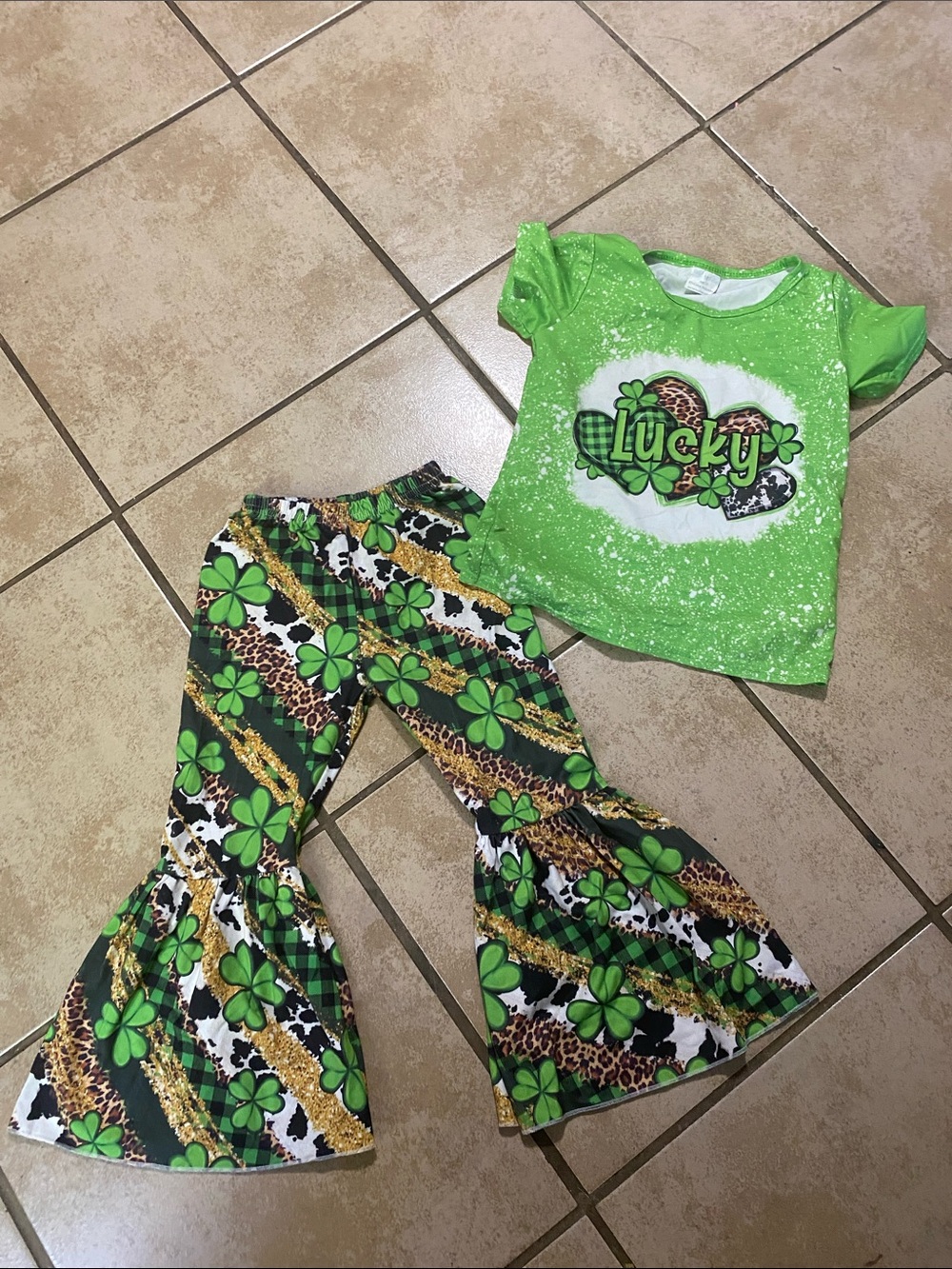 Kids' Green "Lucky" Tee and Clover Bell-Bottom Set